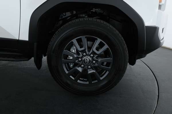 2025 Toyota Landcruiser Prado GXL GDJ251R - Image 4