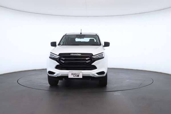 2023 Isuzu MU-X LS-M - Image 6