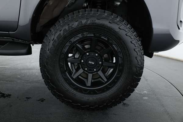 2022 Toyota Hilux SR5 GUN126R 4X4 - Image 4