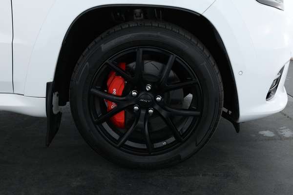 2018 Jeep Grand Cherokee SRT WK - Image 4