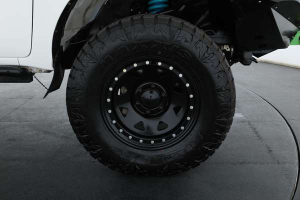 2020 Toyota Hilux SR5 GUN126R 4X4 - Image 5
