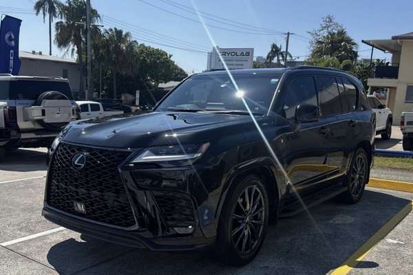 2023 Lexus LX LX600 F Sport VJA310R - Image 2