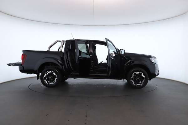 2022 Nissan Navara ST-X D23 4X4 - Image 2