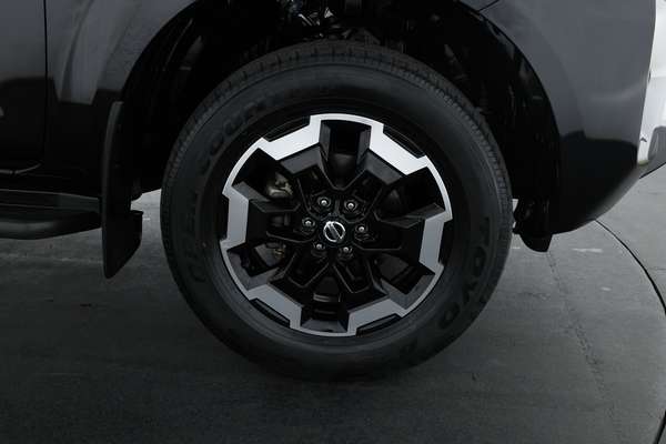 2022 Nissan Navara ST-X D23 4X4 - Image 4