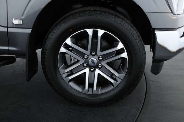 2024 Ford F-150 XLT 4X4 LWB - Image 4