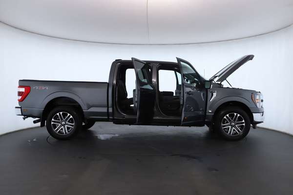 2024 Ford F-150 XLT 4X4 LWB - Image 2