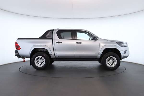 2024 Toyota Hilux Rogue 48V GUN126R 4X4 - Image 3