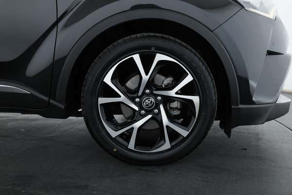 2017 Toyota C-HR Koba NGX50R - Image 4