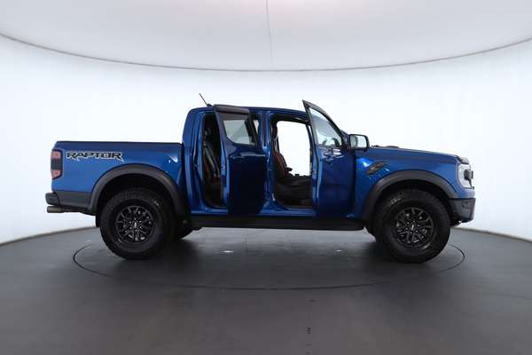 2024 Ford Ranger Raptor 4X4 3.0L - Image 2
