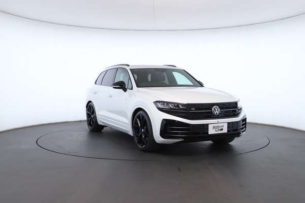 2024 Volkswagen Touareg R RC - Image 5