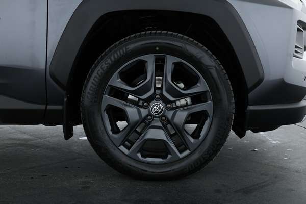 2021 Toyota RAV4 Edge AXAH54R - Image 4