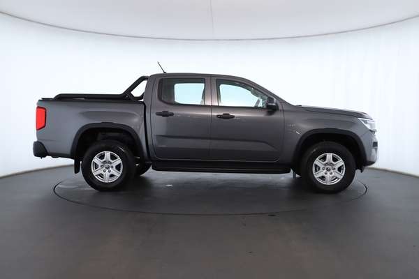 2023 Volkswagen Amarok TDI405 Core NF 4X4 - Image 3