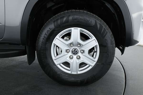 2023 Volkswagen Amarok TDI405 Core NF 4X4 - Image 4