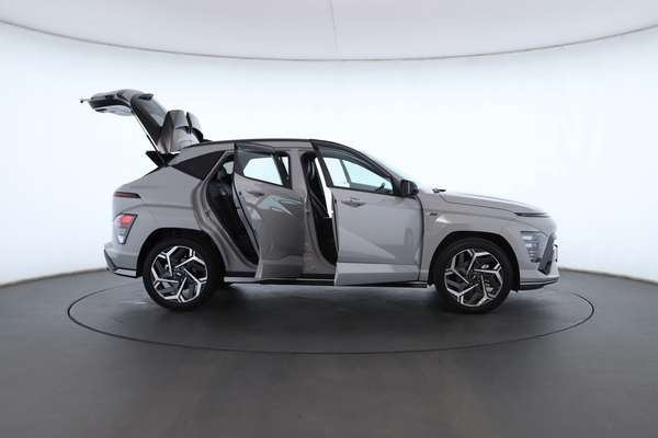 2025 Hyundai Kona N Line SX2.V2 - Image 2