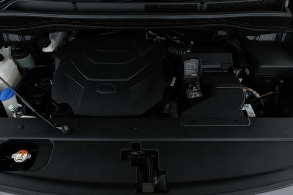 2018 Kia Carnival Platinum YP - Image 5
