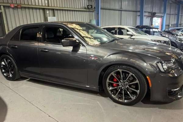 2019 Chrysler 300 SRT LX - Image 3