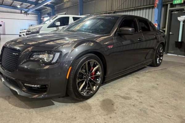2019 Chrysler 300 SRT LX - Image 2
