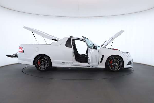 2016 Holden Special Vehicles Maloo R8 LSA GEN-F2 Rear Wheel Drive - Image 3