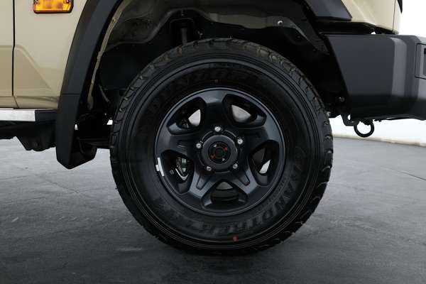 2024 Toyota Landcruiser GXL GDJL76R - Image 4