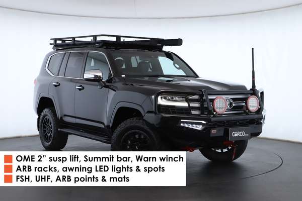 2022 Toyota Landcruiser Sahara FJA300R - Image 1