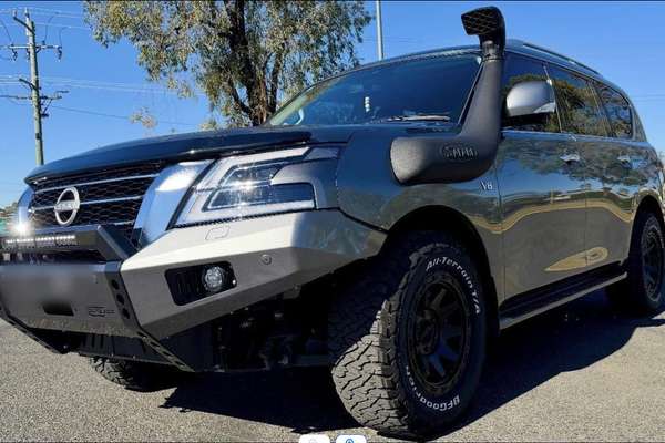 2025 Nissan Patrol Ti-L Y62 - Image 6