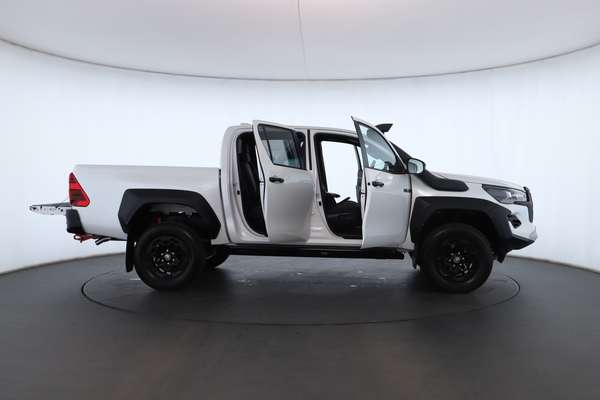 2024 Toyota Hilux GR Sport GUN126R 4X4 - Image 2