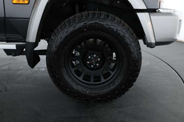 2023 Toyota Landcruiser GXL VDJ76R - Image 4