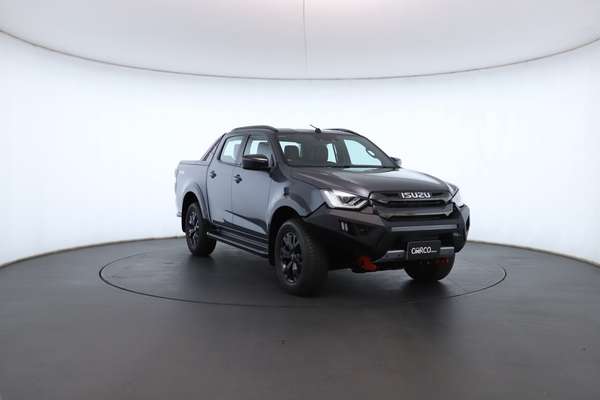 2023 Isuzu D-MAX X-TERRAIN 4X4 - Image 5
