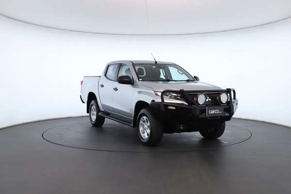 2023 Mitsubishi Triton GLX+ MR 4X4 - Image 5