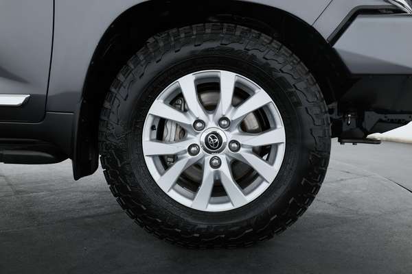 2021 Toyota Landcruiser Sahara Horizon VDJ200R - Image 4