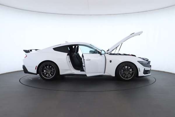 2024 Ford Mustang Dark Horse FO - Image 2