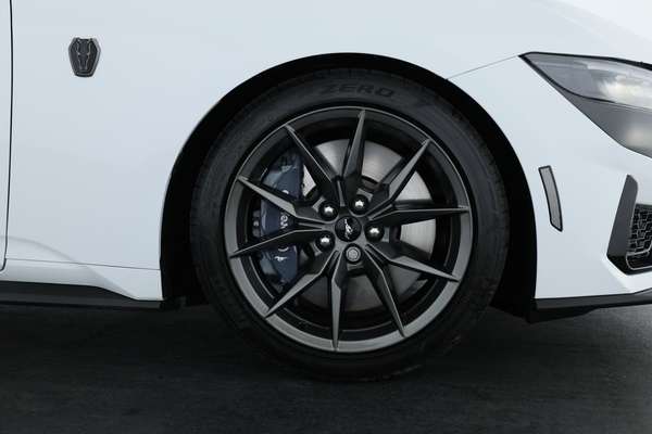 2024 Ford Mustang Dark Horse FO - Image 4