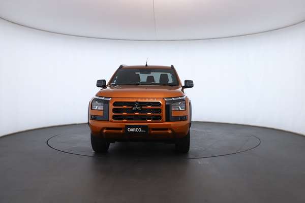 2025 Mitsubishi Triton GSR MV 4X4 - Image 6