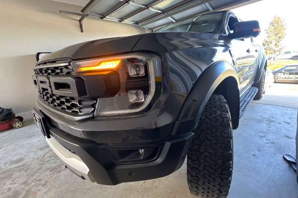 2023 Ford Ranger Raptor 4X4 3.0L - Image 5