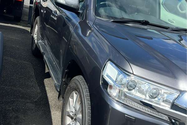 2019 Toyota Landcruiser VX VDJ200R - Image 5