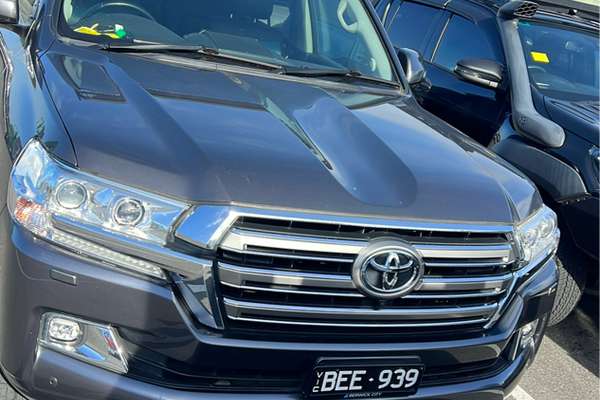2019 Toyota Landcruiser VX VDJ200R - Image 1