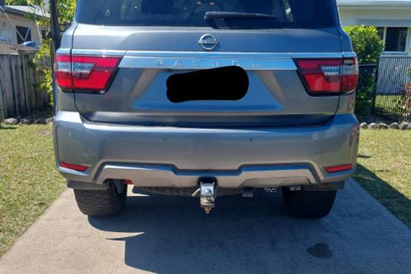 2023 Nissan Patrol Ti Y62 - Image 2