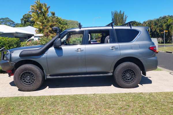2023 Nissan Patrol Ti Y62 - Image 4