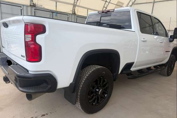 2025 Chevrolet Silverado HD LTZ Premium W/Tech Pack T1 4X4 - Image 6