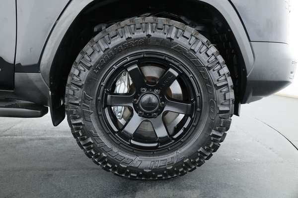 2022 Toyota Landcruiser GR Sport FJA300R - Image 4