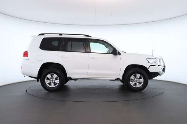 2020 Toyota Landcruiser GXL VDJ200R - Image 3