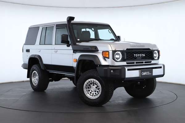 2023 Toyota Landcruiser GXL VDJL76R - Image 2