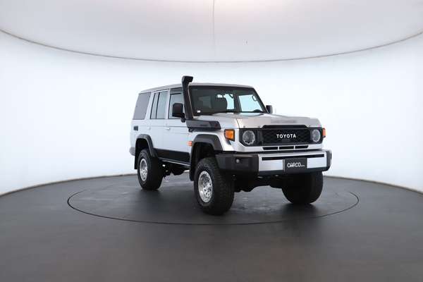 2023 Toyota Landcruiser GXL VDJL76R - Image 6