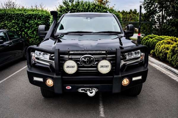 2019 Toyota Landcruiser Sahara VDJ200R - Image 4