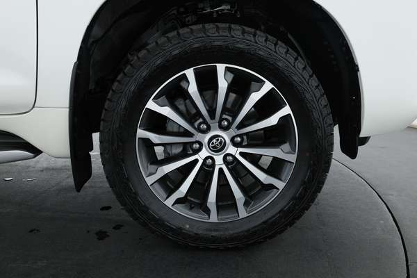 2022 Toyota Landcruiser Prado Kakadu GDJ150R - Image 4