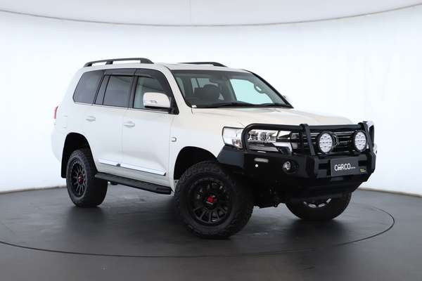 2021 Toyota Landcruiser Sahara VDJ200R - Image 1