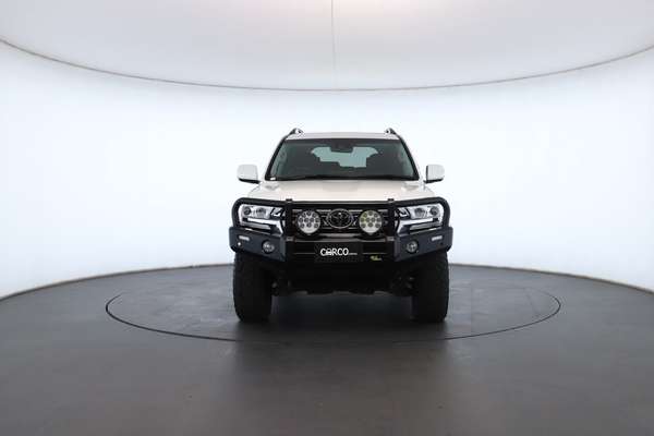 2021 Toyota Landcruiser Sahara VDJ200R - Image 6