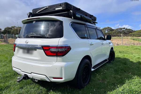 2022 Nissan Patrol Ti Y62 - Image 5