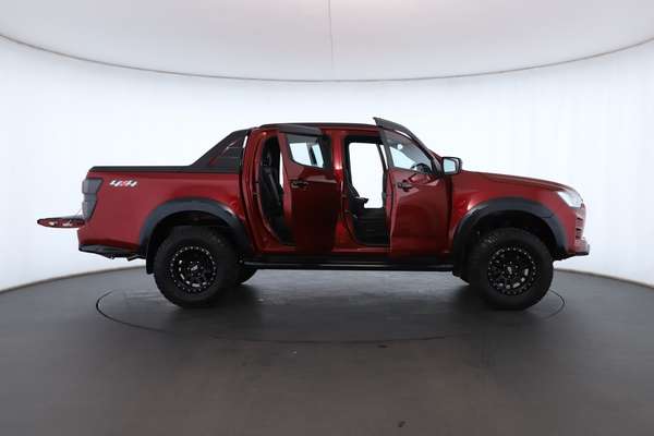 2024 Isuzu D-MAX X-TERRAIN 4X4 - Image 2