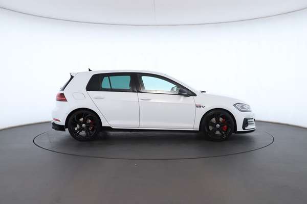 2020 Volkswagen Golf GTI TCR 7.5 - Image 3
